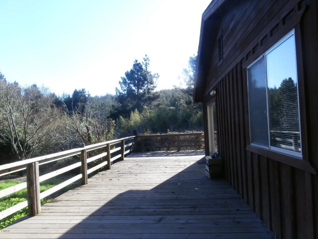 31280 Little Valley Rd, Fort Bragg, CA 95437