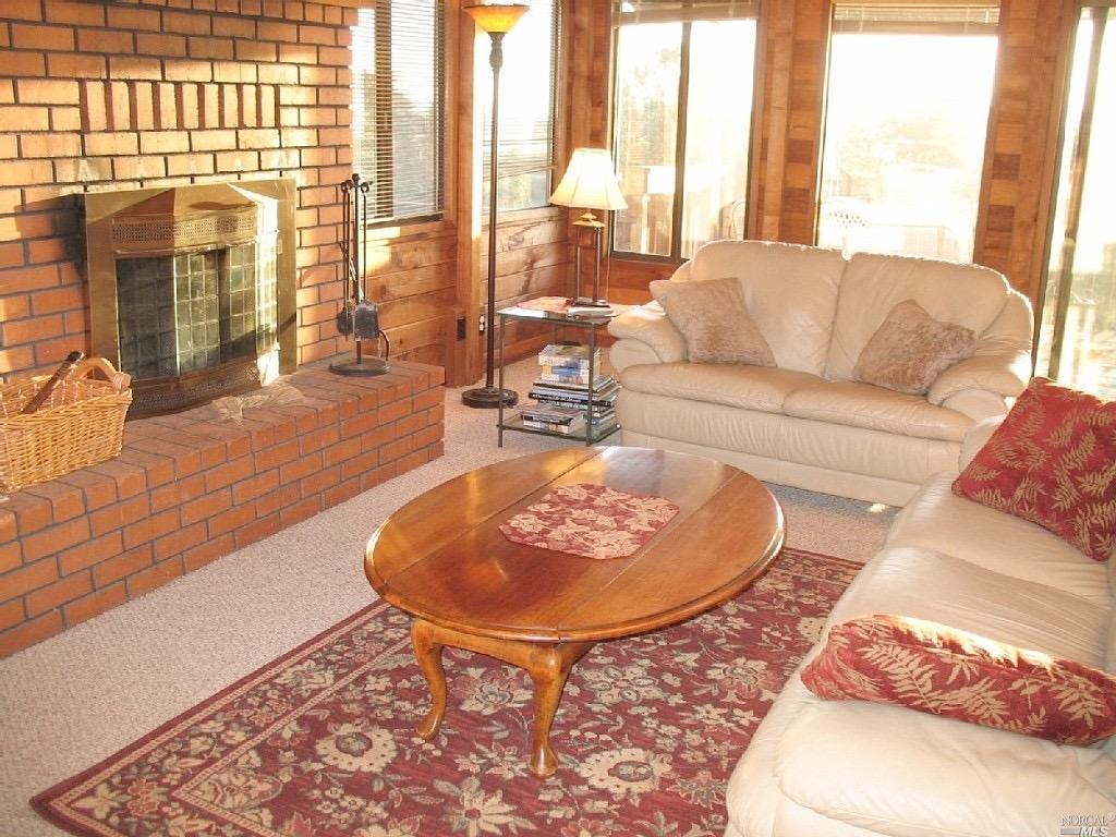 44861Arena Circle Circle, Manchester, CA 95459