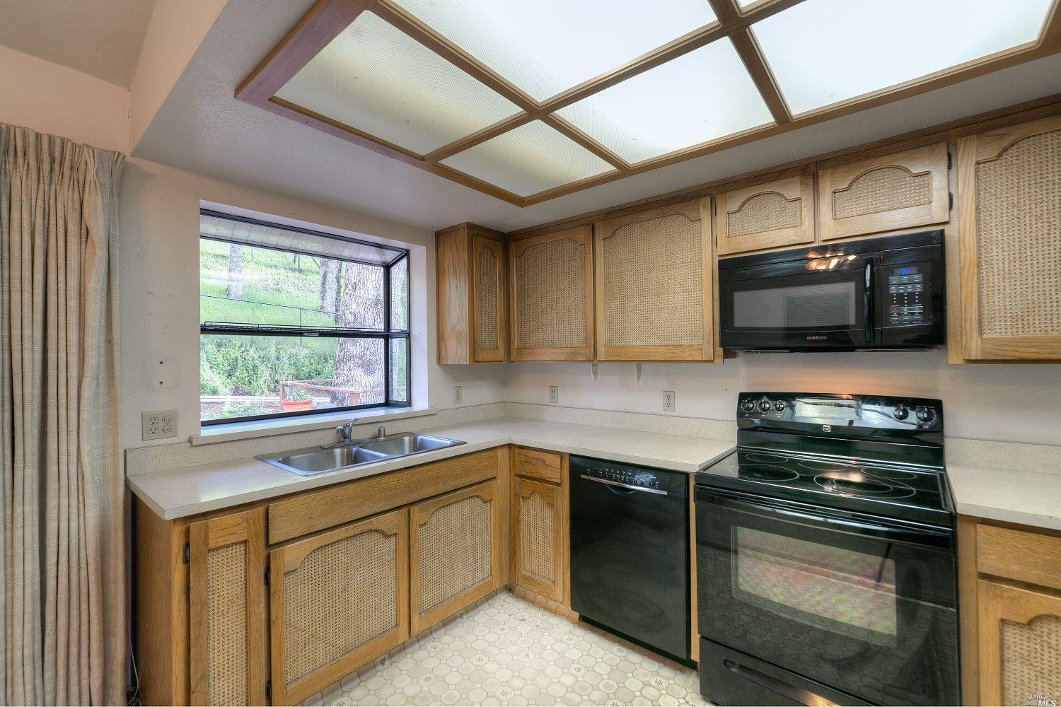 19276 Mountain Meadow Street North, Hidden Valley Lake, CA 95467