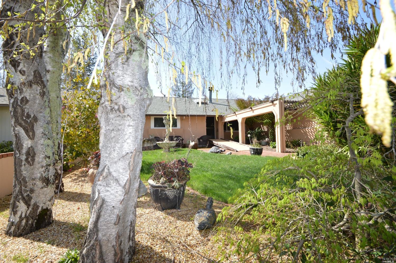 360 Brookhaven Ct, Sebastopol, United States 95472