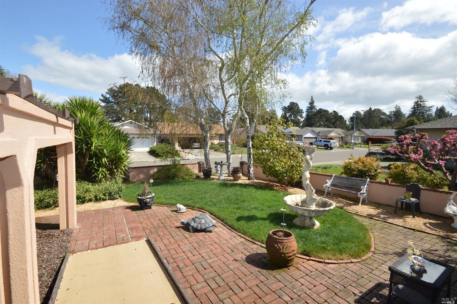 360 Brookhaven Ct, Sebastopol, United States 95472
