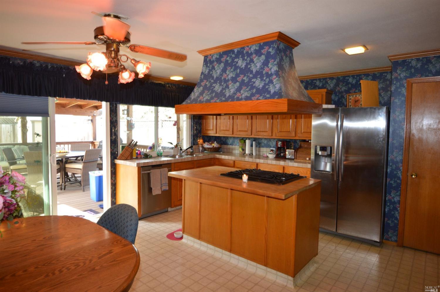 360 Brookhaven Ct, Sebastopol, United States 95472