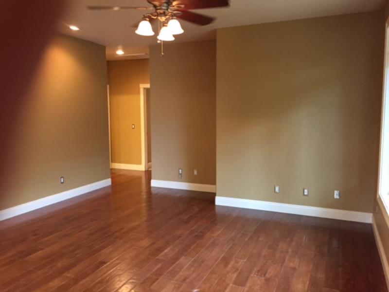290 South Highland Avenue, Ukiah, CA 95482