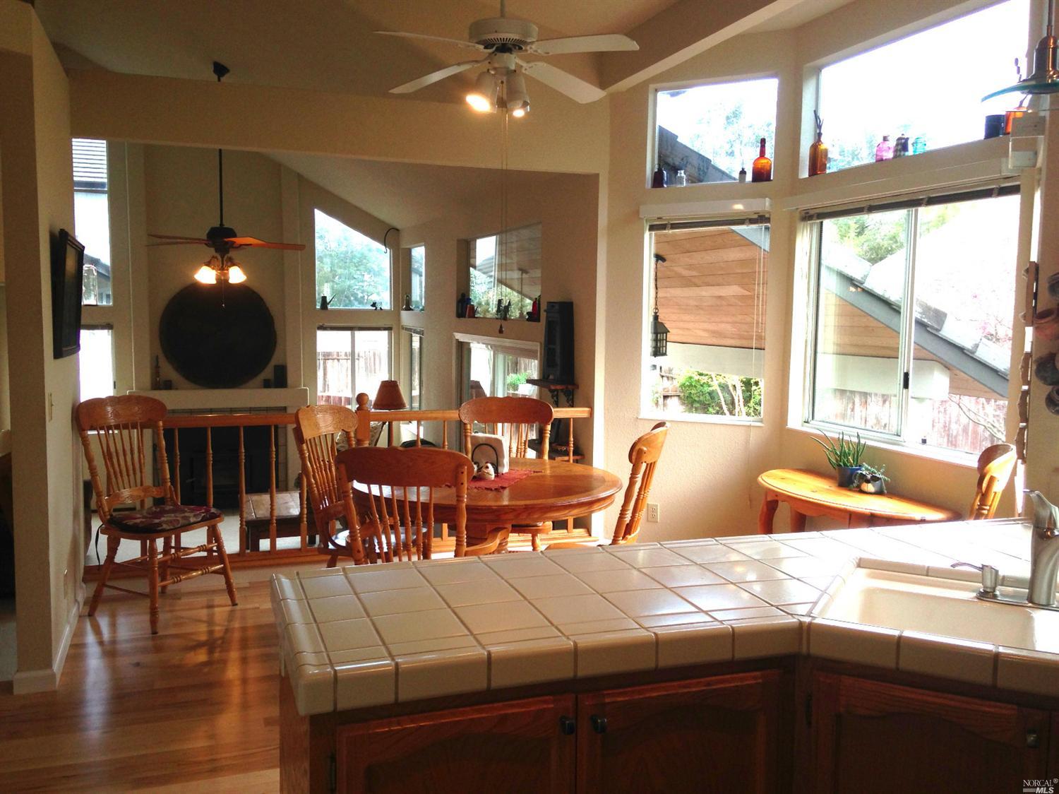 504Christopher Way, Windsor, CA 95492