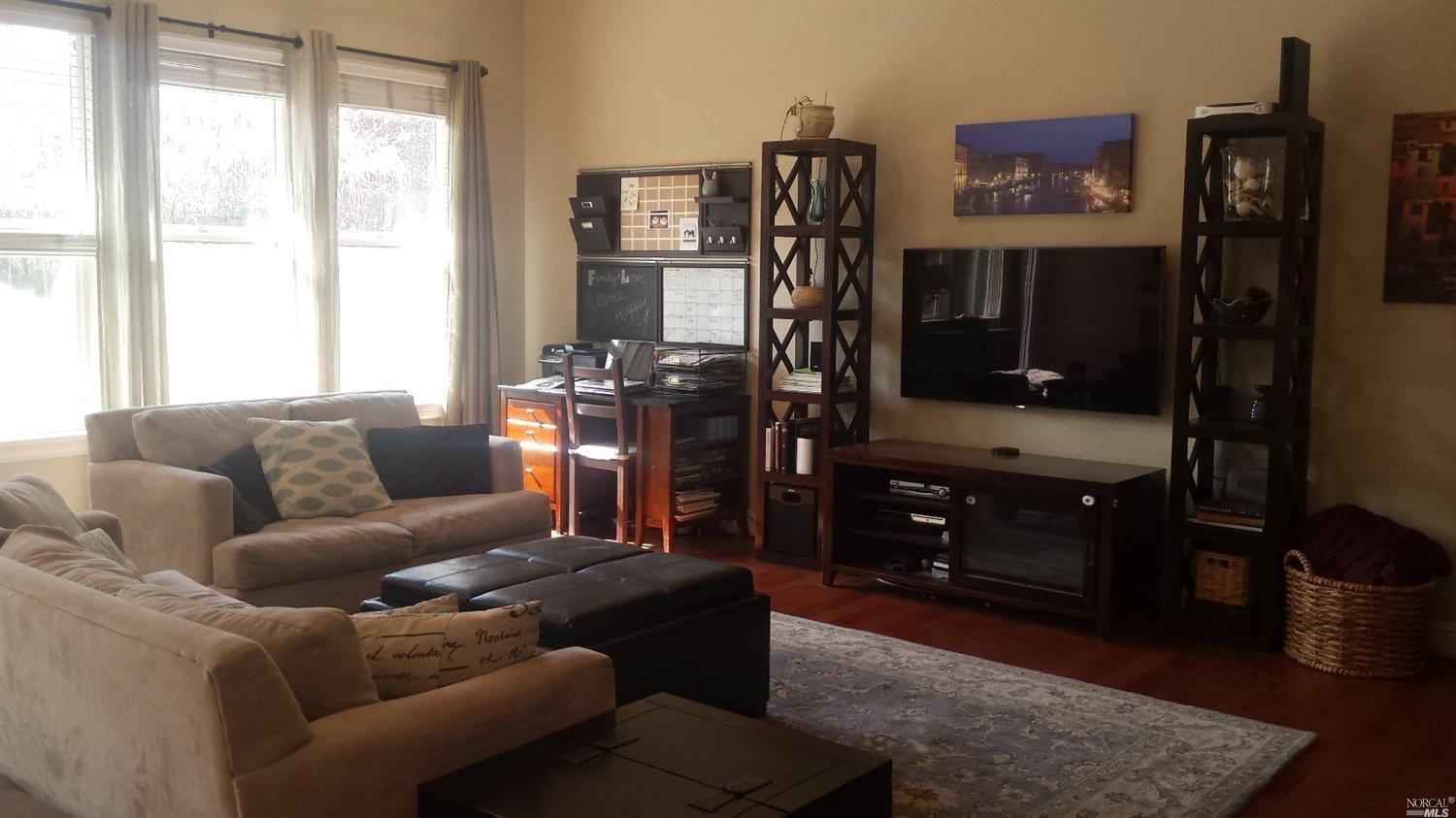 8466 Trione Circle, Windsor, United States 95492