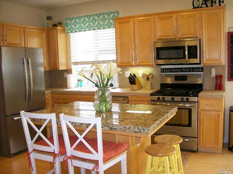 270 Bouquet Cir, Windsor, United States 95492