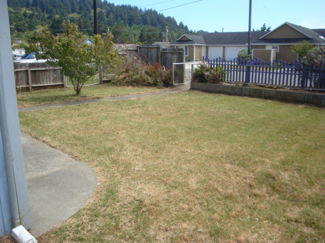325 C StFields Landing, CA, 95537Humboldt County