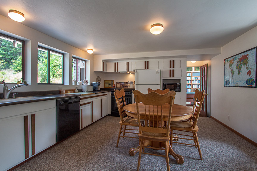 505 Palmer Blvd, Fortuna, United States 95540