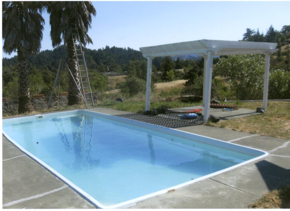 120 Wallan Road, Garberville, CA 95542