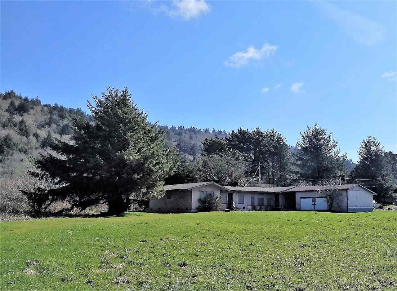 14555 US Highway 101 N, Smith River, CA 95567