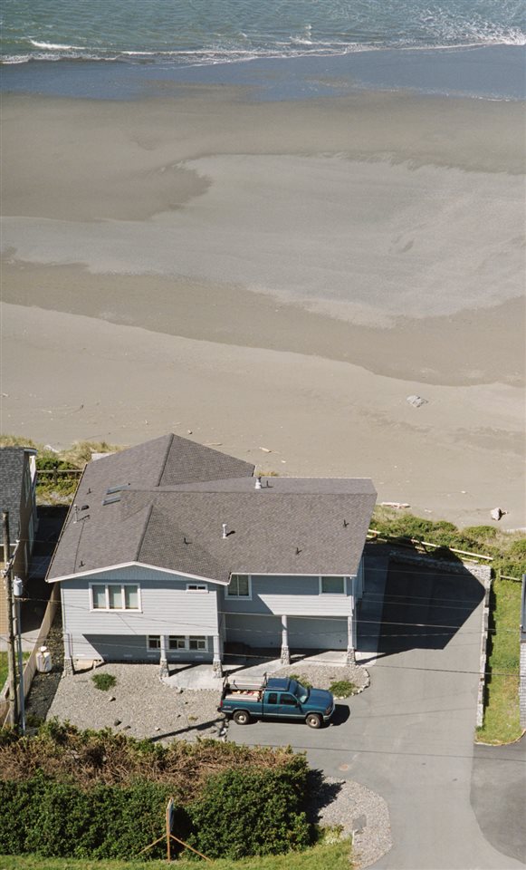 16380 Hwy. 101 N., Smith River, CA 95567