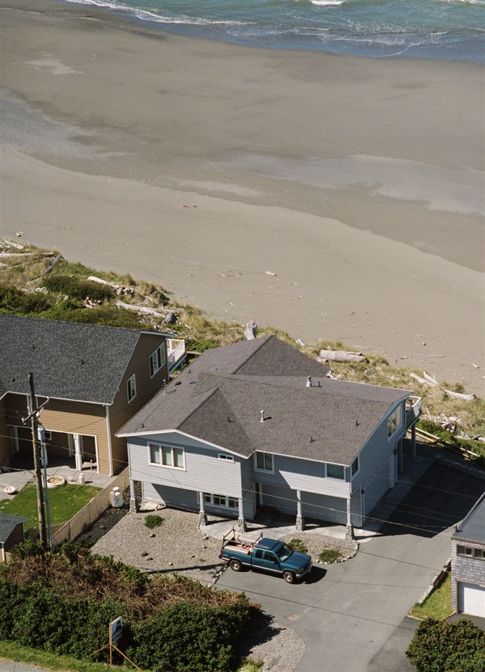 16380 Hwy. 101 N., Smith River, CA 95567