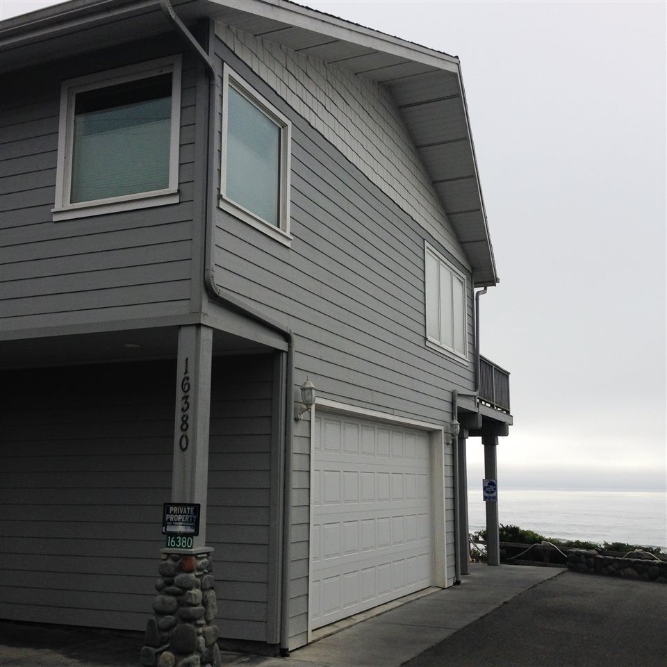 16380 Hwy. 101 N., Smith River, CA 95567