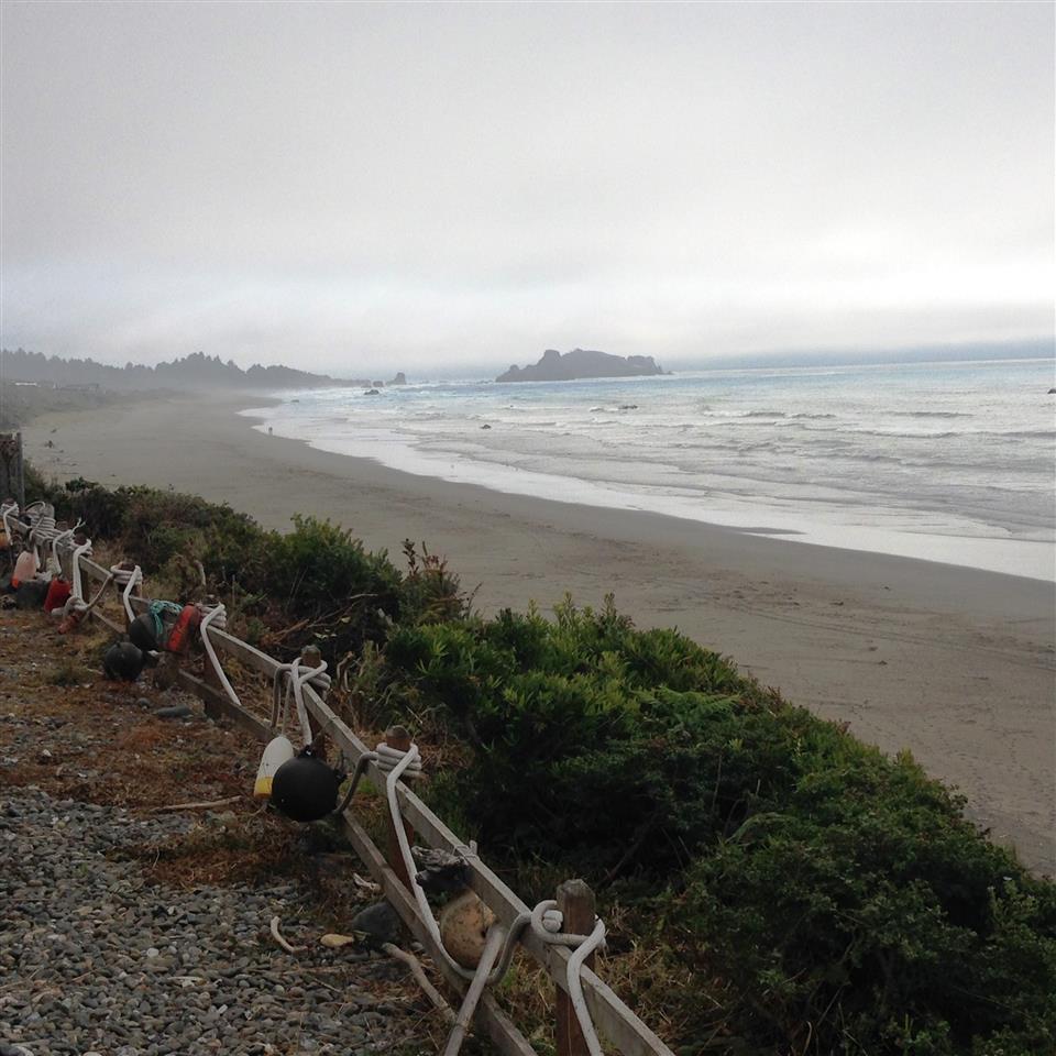 16380 Hwy. 101 N., Smith River, CA 95567