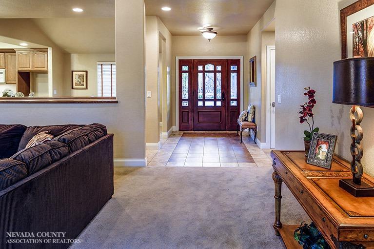 24041 Eucalyptus Court, Auburn, United States 95602