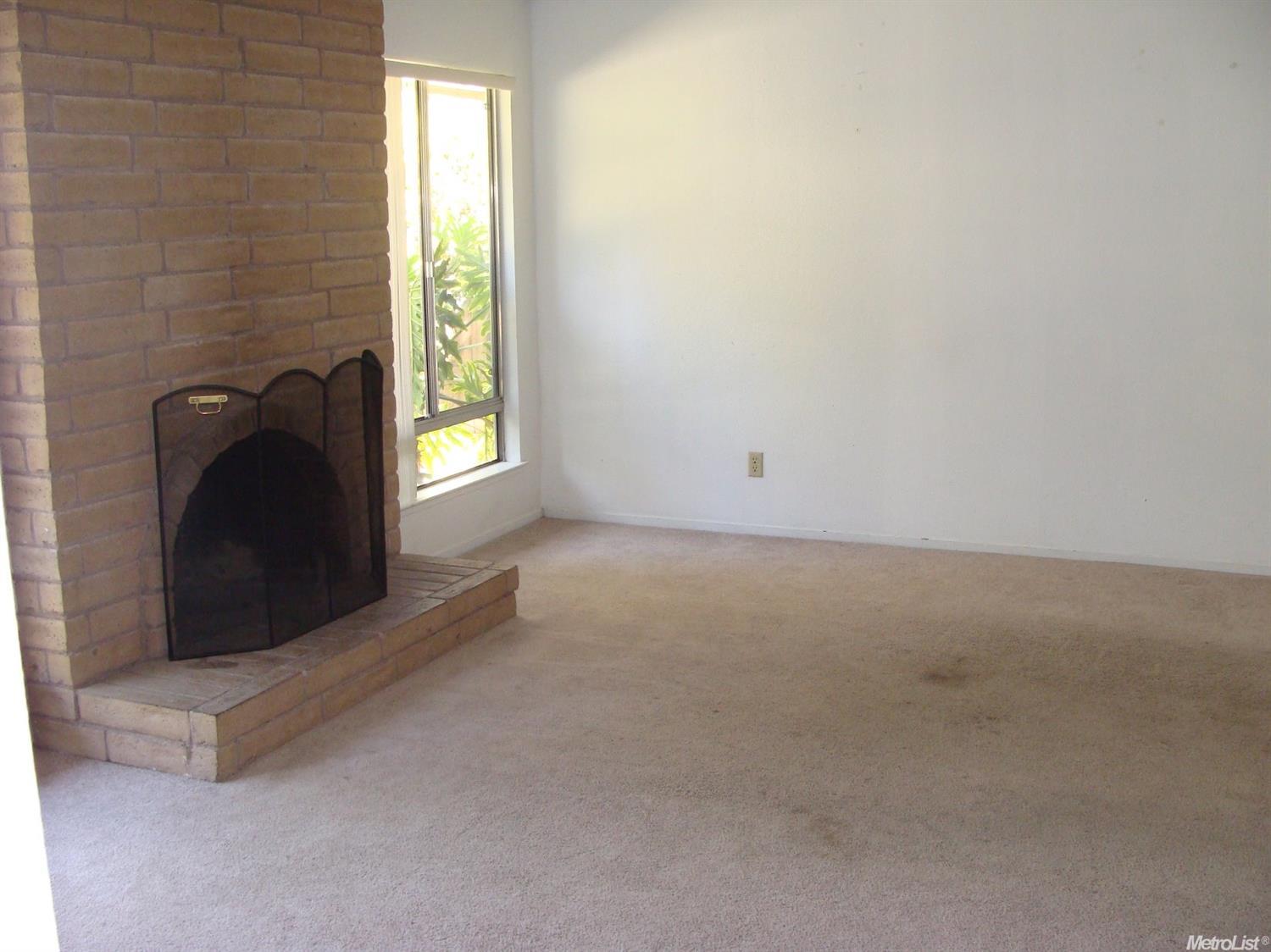 1221 Auburn Dr, Davis, United States 95616