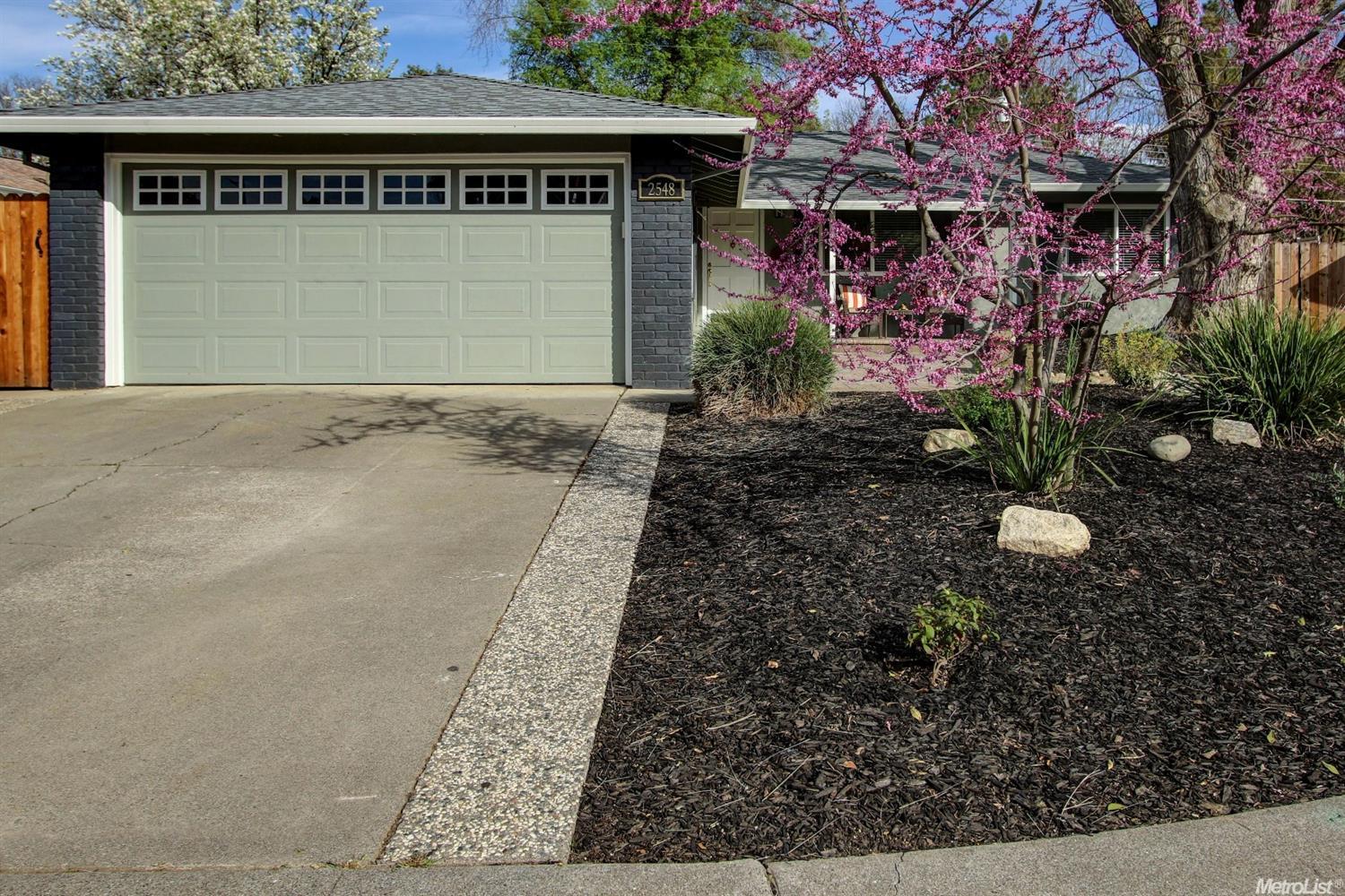 2548 Lafayette Dr, Davis, United States 95618