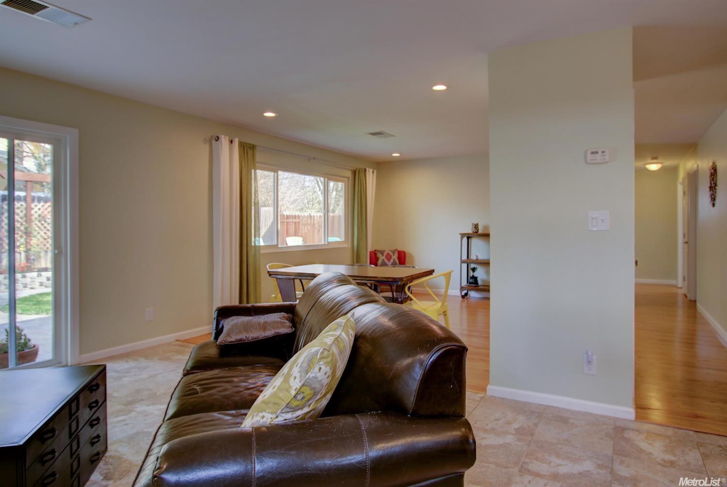 2548 Lafayette Dr, Davis, United States 95618