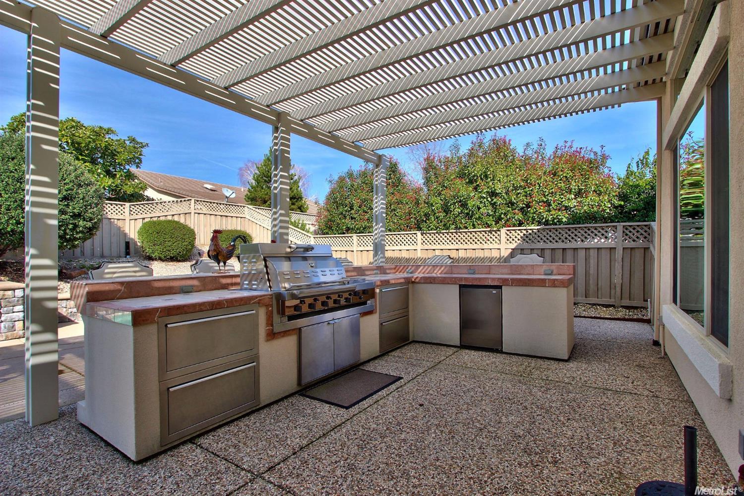 1890 Creekcrest Ln, Lincoln, United States 95648