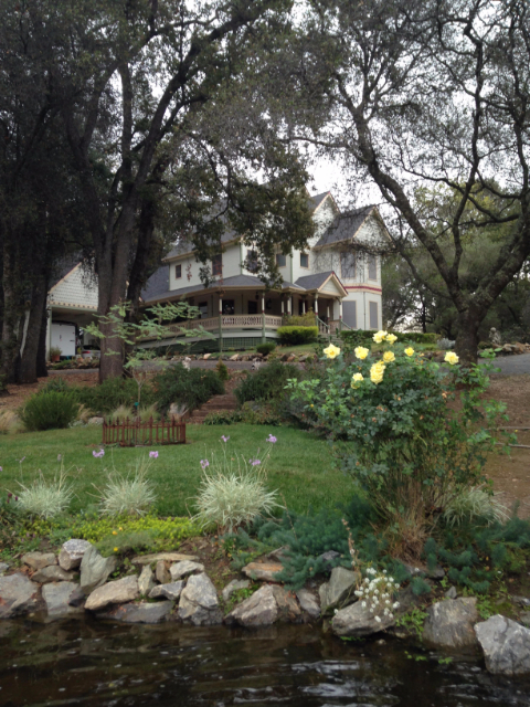 304 Lee Rd