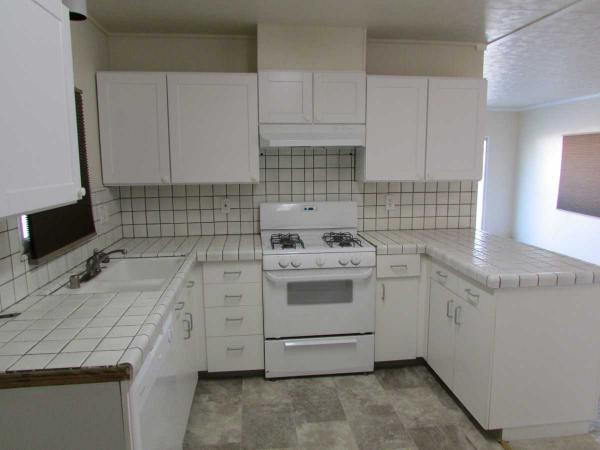 Fairway Estates 5011 Hillsdale Blvd #196North Highlands, CA 95660