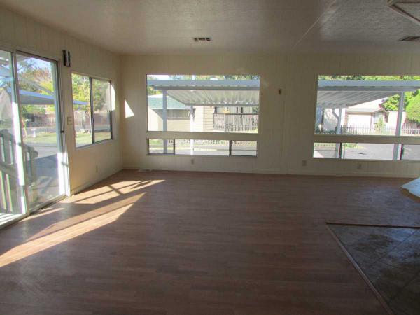 Fairway Estates 5011 Hillsdale BlvdNorth Highlands, CA 95660