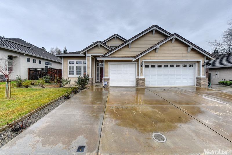 8241 Oakenshaw Way