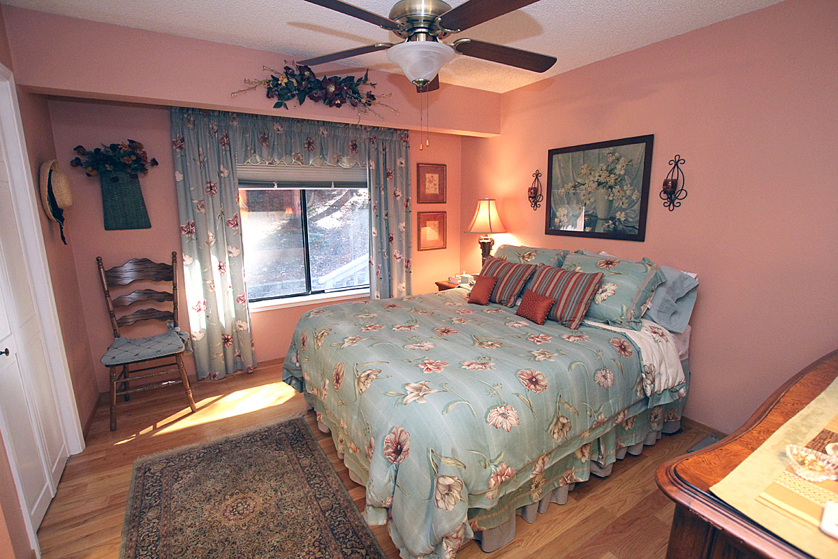 23271 Red Corral Road, Pioneer, United States 95666