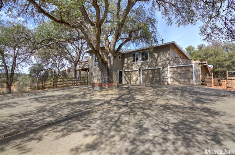 1156 Large Oak Dr, Placerville, United States 95667