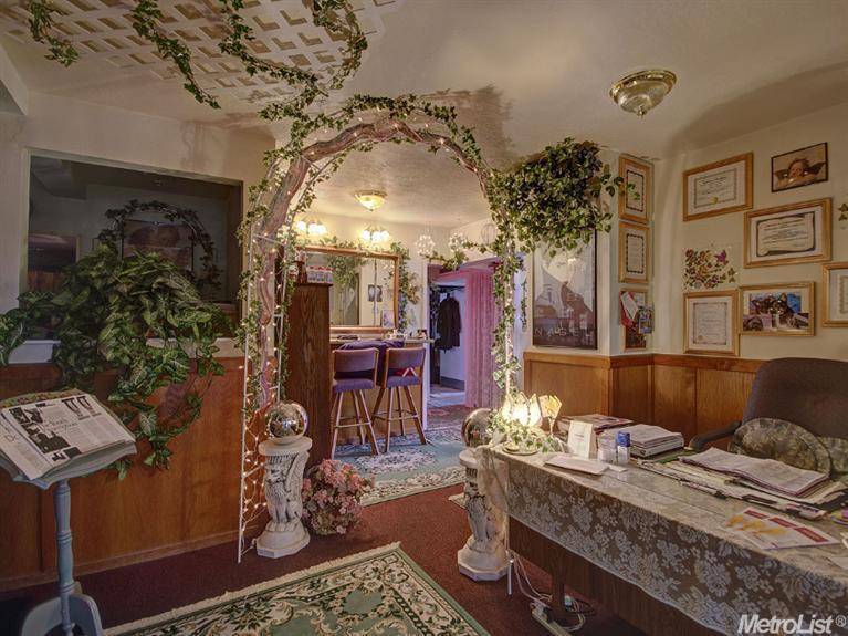 692 Main St, Placerville, United States 95667