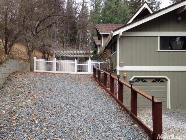 7595 Sly Park Rd, Placerville, United States 95667