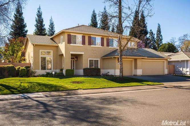 11700 New Albion Dr, Gold River, United States 95670