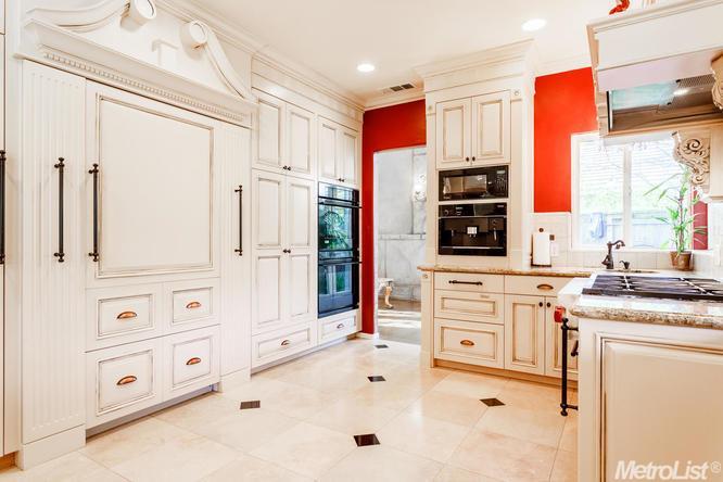 11700 New Albion Dr, Gold River, United States 95670