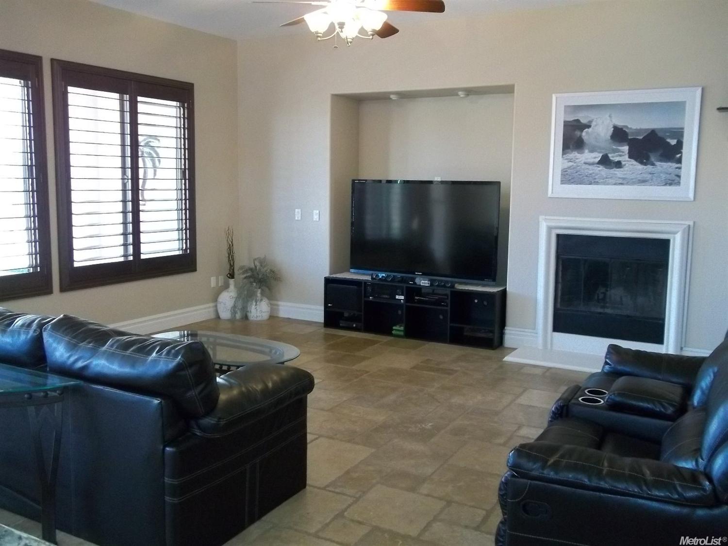 18058 Mallard St, Woodland, United States 95695