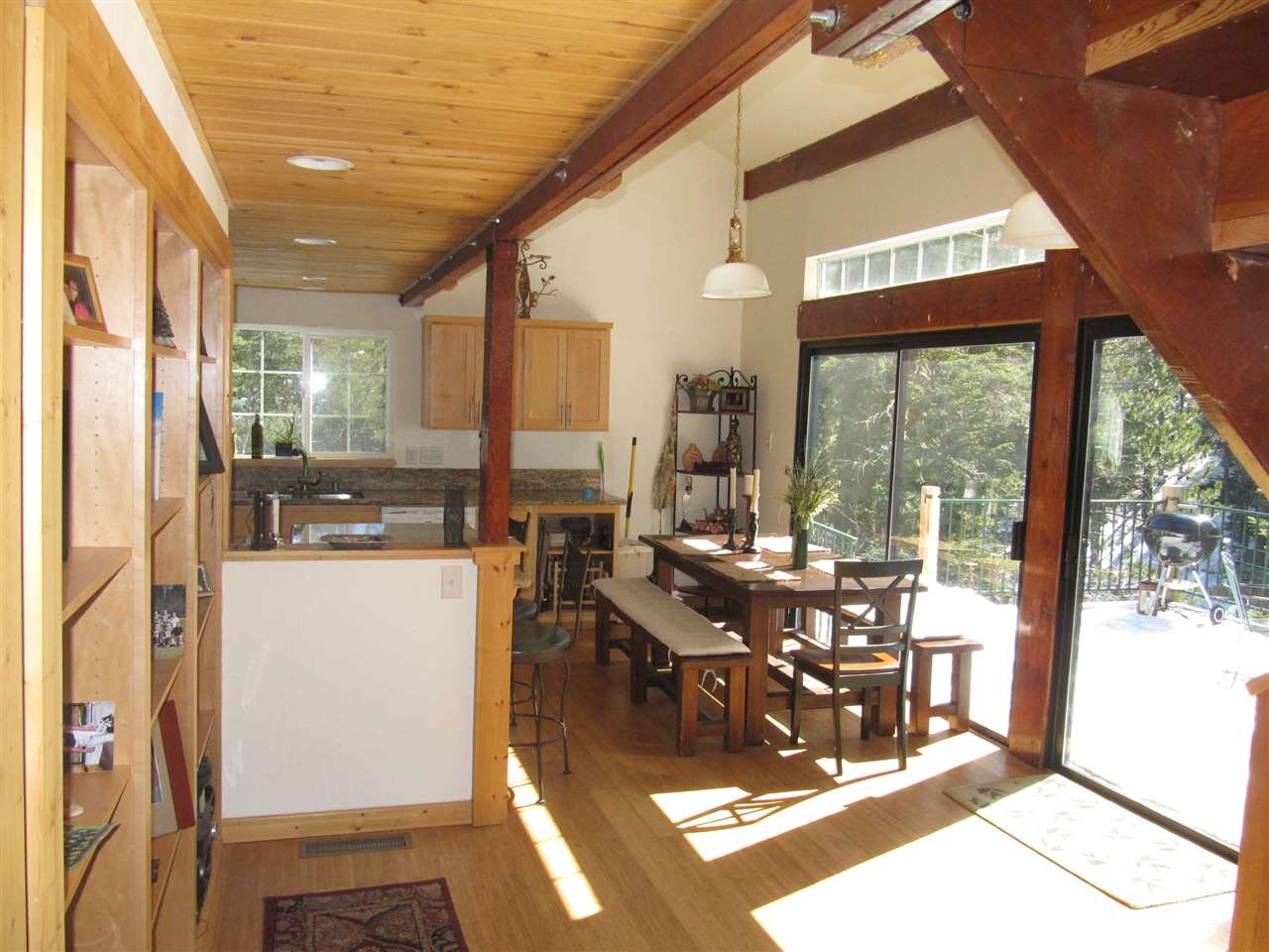 8524 Acorn Road, Soda Springs, CA 95728