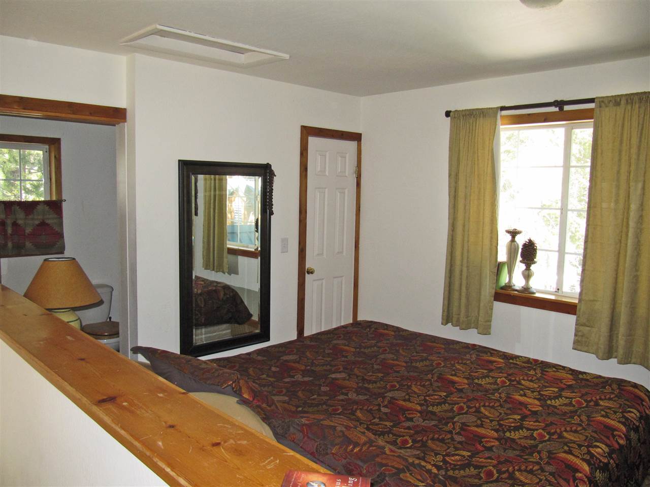 8524 Acorn Road, Soda Springs, CA 95728