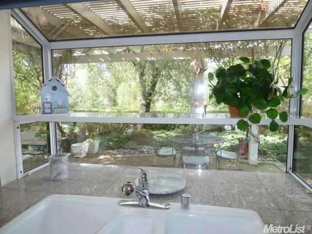 5500 Granite Falls Way, Granite Bay, United States 95746