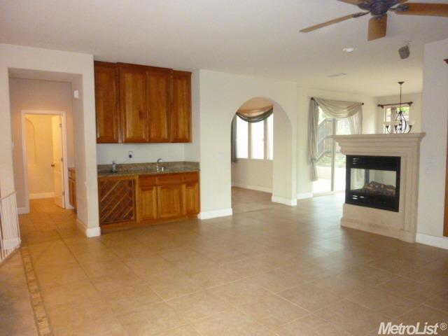 2203 Merino Court, Rocklin, United States 95765