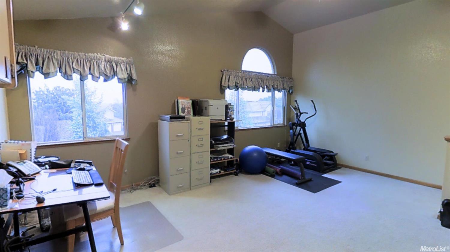 5402 Thunder Ridge Circle, Rocklin, United States 95765