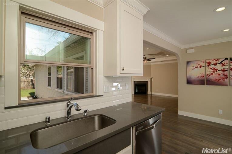 5341 T Street, Sacramento, United States 95819