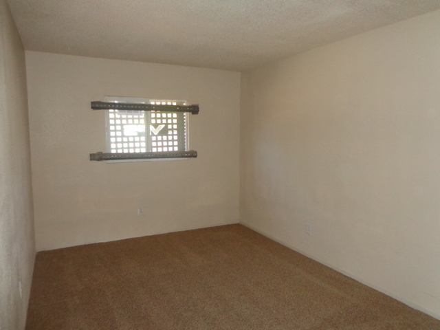 4801 Perry AveSacramento, CA, 95820Sacramento County