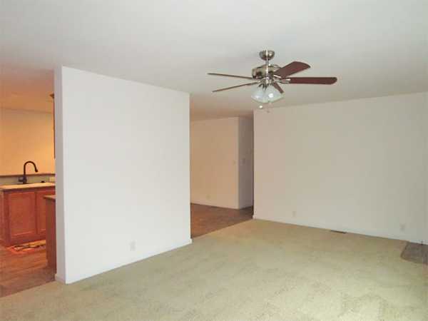 Colonial Estates 3103 Redcoat LaneSacramento, CA 95827