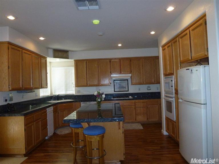 8460Country Acres Ln, Sacramento, United States 95828
