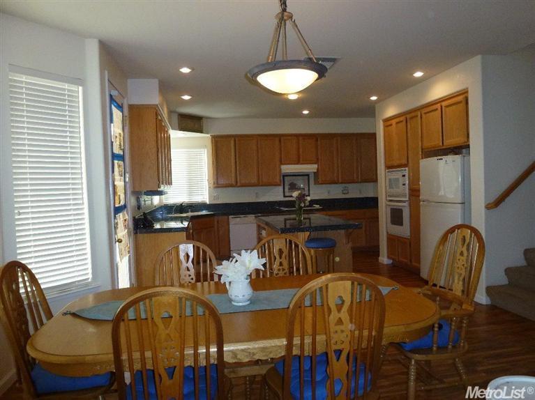 8460Country Acres Ln, Sacramento, United States 95828