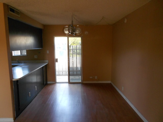 208 Roundtree CtSacramento, CA, 95831Sacramento County