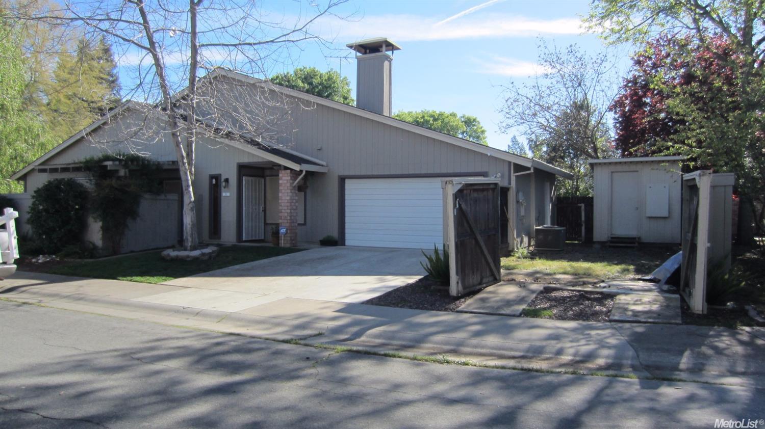 1 Datoro Court, Sacramento, CA 95833