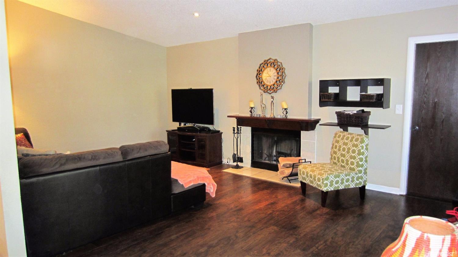 1 Datoro Court, Sacramento, CA 95833