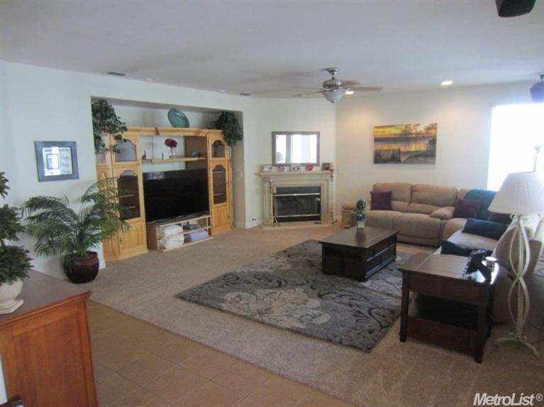 1701Montara Ave, Sacramento, United States 95835