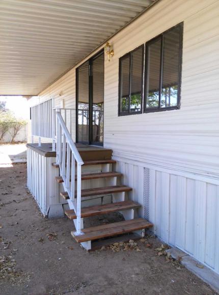 Village Green Mobile Home Community 119 Village CircleSacramento, CA 95838