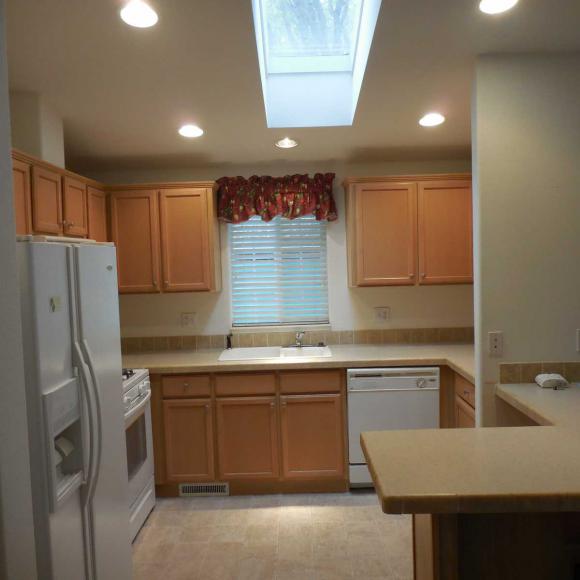 Country Squire Estates5730 Clearwater DrSacramento, CA 95841